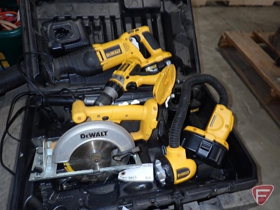 Dewalt 6 1/2" cordless circular saw, model DW939