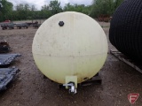 Water tank with shut off valve, 720 gallons