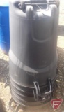 (6) Rubbermaid garbage cans