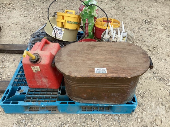 PALLET OF MISC. (GAS CAN, BUCKET ORGANIZER, HARDWARE, ELECTRIC BUFFER,