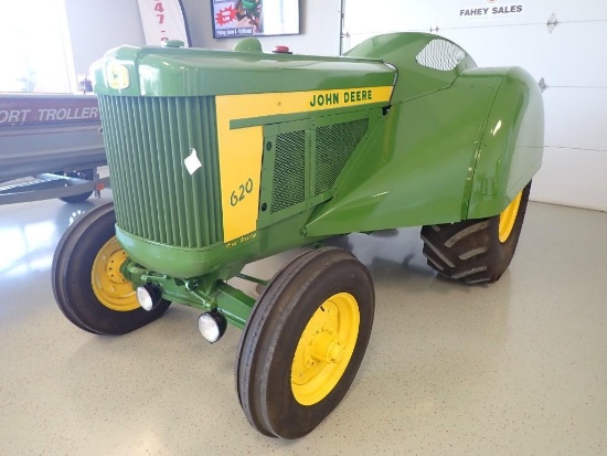 John Deere Collectible Tractors - Hutchinson, MN