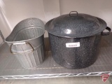 Galvanized tub, enamel pot