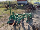 JOHN DEERE 3 BOTTOM PLOW