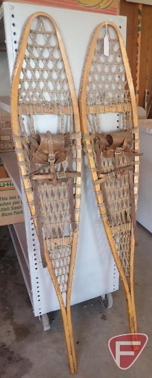 Vintage snowshoes with bindings, 56"l