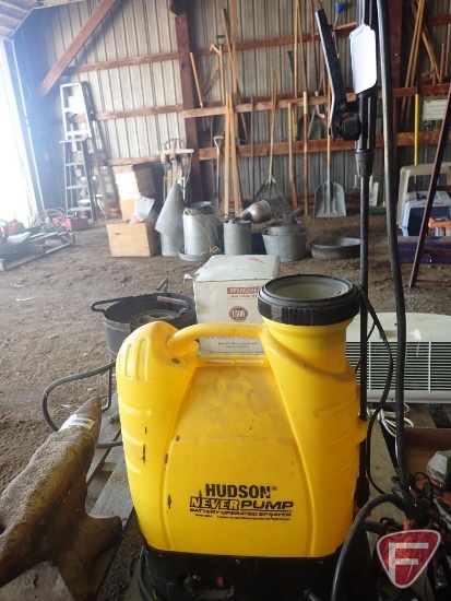 Hudson Never Pump battery operated sprayer