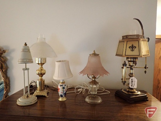 (5) table and dresser lamps, tallest is 20". 5pcs