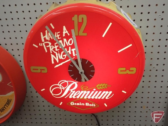 Premium Grain Belt beer electric clock, lights work, 16"diameter