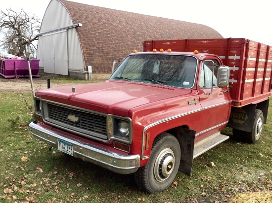 1973 CHEVROLET C30 REGULAR CAB 1 TON TRUCK VIN: CCZ3438161616