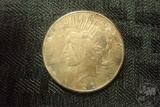 1922 S PEACE DOLLAR, VG TO FINE, TONED