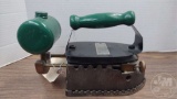 ALCOMATIC TWIN BURNER IRON HANDLE AND TANK PAINTED GREEN