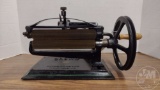 VINTAGE CROWN MACHINE FLUTER