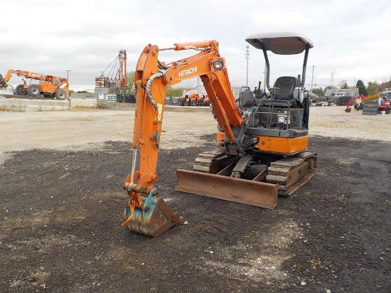2005 Hitachi ZX27U-2 Mini Excavator, Rubber Tracks, Backfill Blade, Swing B