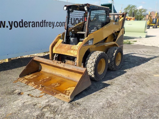 2006 CAT 242B Skidsteer Loader, Open Cab c/w Bucket, Serial: CAT0242BKBXM02
