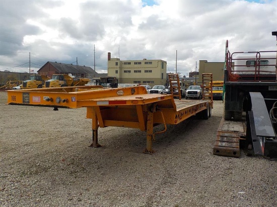 2004 Fontaine TANDEM AXLE 35 Ton 5th Wheel Lowboy Trailer, Spring Suspensio