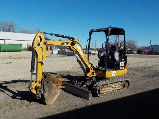 2013 CAT 302.4D Mini Excavator, OROPS, Rubber Tracks, Backfill Blade, Swing