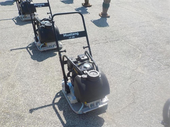 Mustang LF88 Compaction Plate Serial: 4760-5
