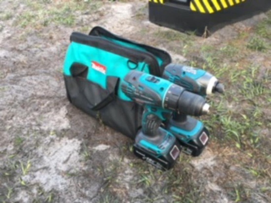 Makita 18V Combo Hammer Driver Drill and Impact Driver c/w Batteries, Charg