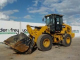 2014 CAT 930K Rubber Tired Loader, Cab, Hydraulics, Aux. Hydraulics c/w Joy