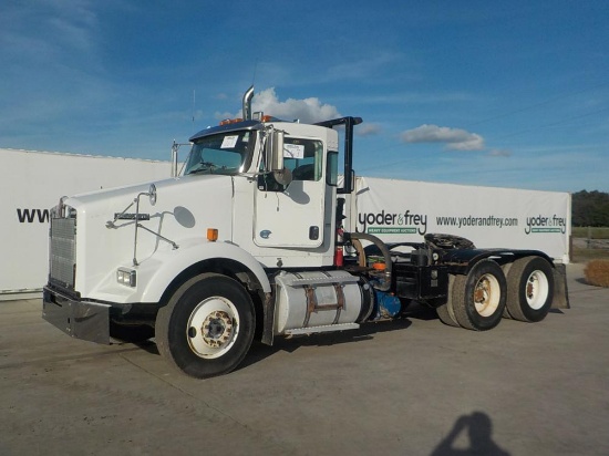 2012 Kenworth T800 Tandem Axle Day Cab Truck Tractor 213" Wheel Base, Cummi