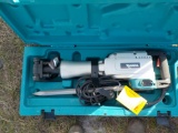 Makita 35LB Demolition Hammer (1 Year Factory Warranty)