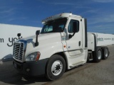 2015   Freightliner Cascadia, Single Axle Day Cab (905,474 Miles)