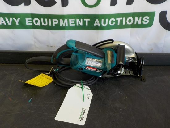 Makita 5477NB 7 1/4" Hypoid Saw - 1 Yr Factory Warranty