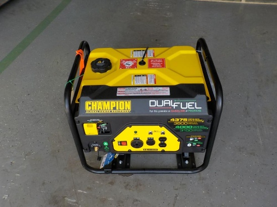 Champion 4375 Watt Dual Fuel Generator - Unused