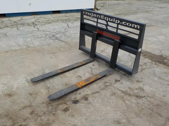Trojan SPF15 Skidsteer Forks to suit CAT/Bobcat/Case/New Holland/JCB/John D