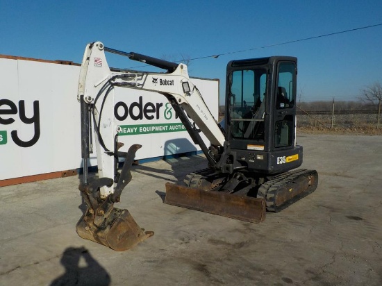 2016 Bobcat E35I Excavator c/w Cab, Rubber Tracks, Blade, Swing Boom, Aux H