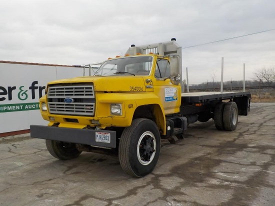 Ford F800 4x2 Flat Bed Truck c/w 8.2L V8 Diesel Engine, Manual Transmission