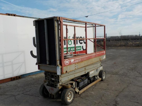 MEC 2034HT 20' Scissor Lift, 26' Working Height, 750lb Lift Capacity