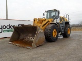 2012 Liebherr L586 Wheeled Loader c/w Cab, Bucket, LoadRite System, Joystic