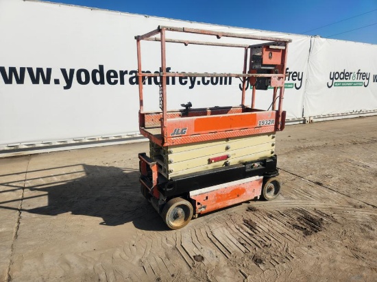 2018 JLG 1932R Scissor Lift 19' x 32" Electric 550lb Capacity