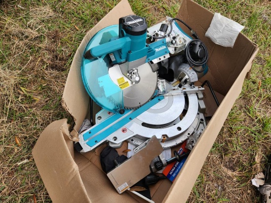 Makita LS1219L 12" Dual-Bevel Sliding Compound Miter Saw with Laser