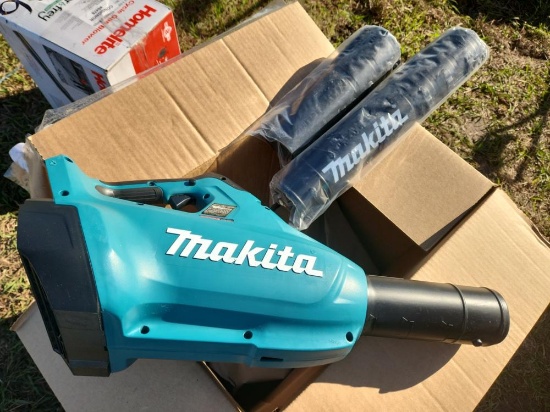 Makita 36 Volt LXT Lithium-ION Brushless Cordless Blower, Tool Only (RECON)