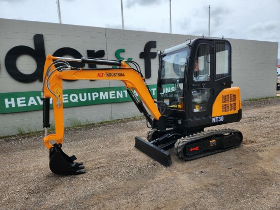 2023 AGROTK NT30 Mini Excavator c/w Cab, Rubber Tracks, Backfill Blade, Off