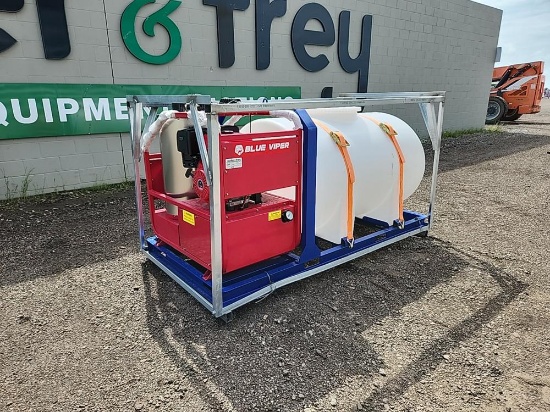 2023 Blue Viper  4000 PSI Hot Water Pressure Washer c/w Water Tank - Unused