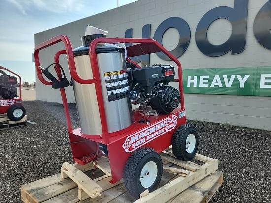 2023 Magnum 4000 Commercial Style, 4000 PSI, 3.5 GPM, 15 HP Gasoline Engine