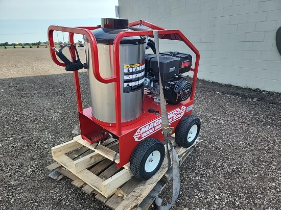 2023 Magnum 4000 Commercial Style, 4000 PSI, 3.5 GPM, 15 HP Gasoline Engine