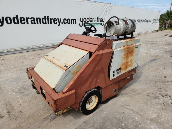 2005 Minuteman Power Boss SW/6XV 53" Floor Sweeper c/w Propane