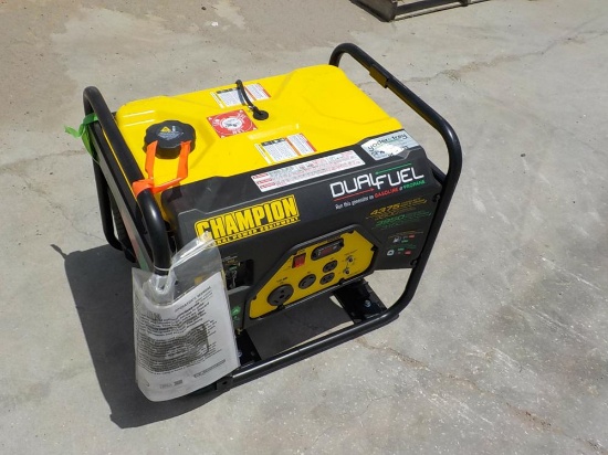 4375 Watt Champion Dual Fuel Generator - Unused