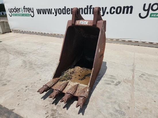 32" EACO  Hardened Tooth Bucket 3 1/2" Pin to suit Excavator