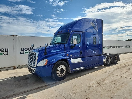 2017 Freightliner CASCADIA 125 6x4 Condo Sleeper Truck, Detroit 14.8L L6 Di
