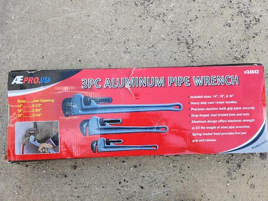 Steel Pipe Wrench (3 pcs) - Unused