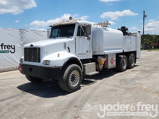 2004 Peterbilt 330