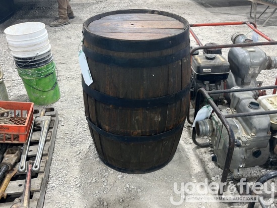 Oak Barrel c/w Side Plug