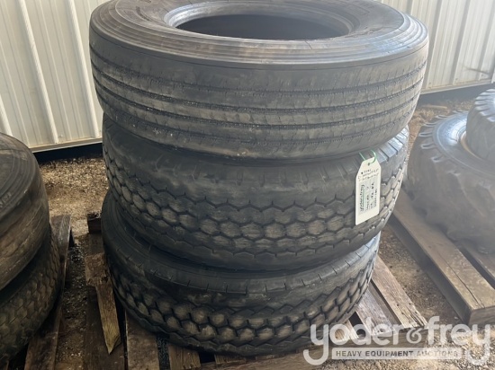 Tires 385/65R22.5 (2 of), 315/80R22.5 (1 of)