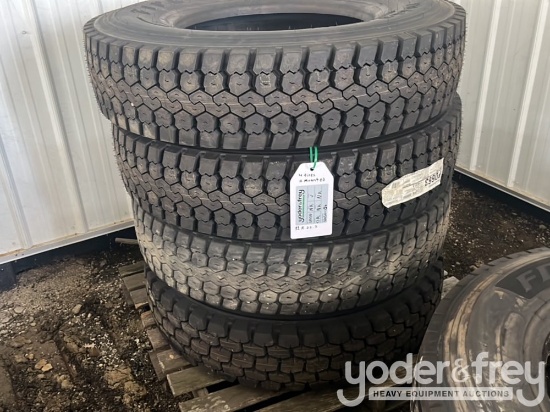 Tires 11R22.5 (2 Mounted, 2 Unmounted)