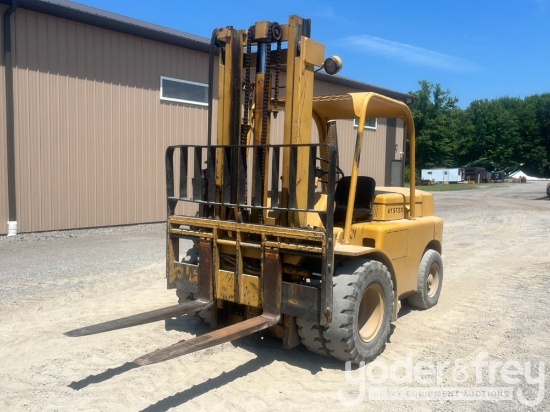 Hyster Challenger 80, 8,000lb Lift Capacity, 14' Mast, 48" Forks, Diesel Engine, Sideshift