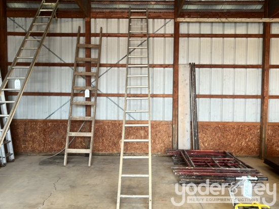 18' Aluminum Ladder
